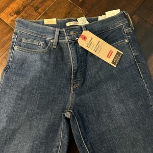 Levi’s 311 brand shaping skinny new 29 x 32 jeans